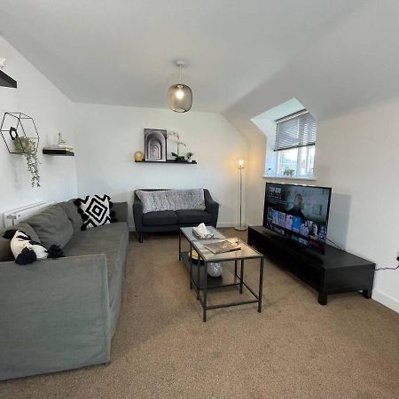 شقة برمنغهام  في Cosy 2Br Retreat, Near Uni & Qe Hospital, Parking المظهر الخارجي الصورة
